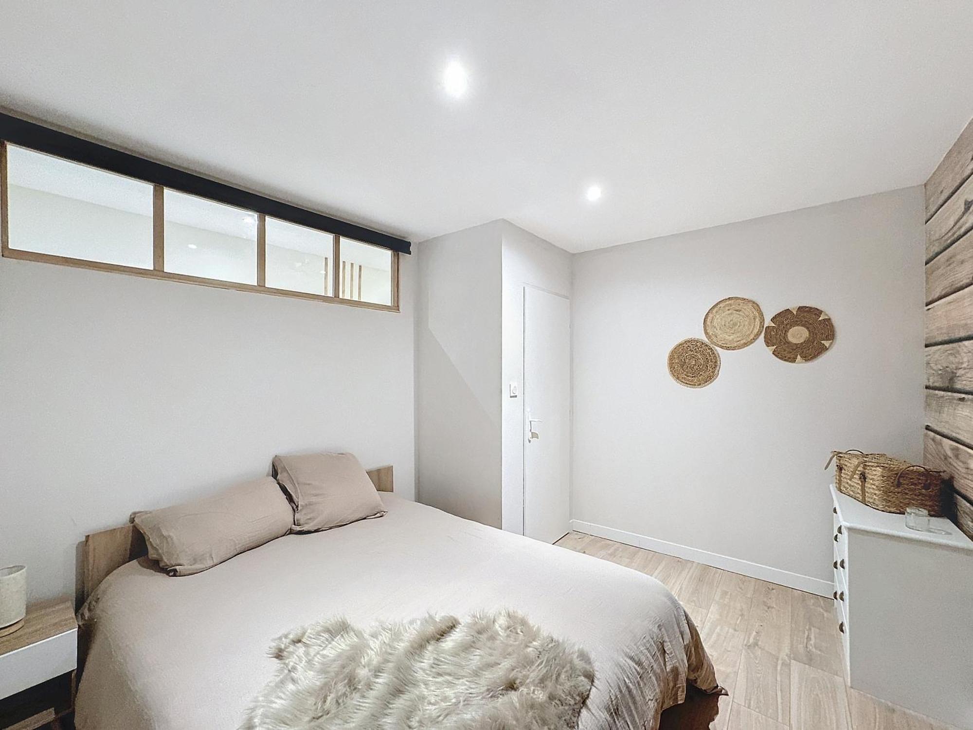 2 Chambres Evasion Ardechoise Villeneuve-de-Berg Exterior photo